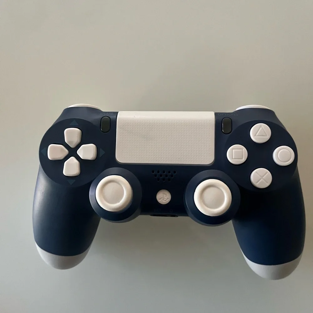 Custom ps4 controller - Picture 7 of 7